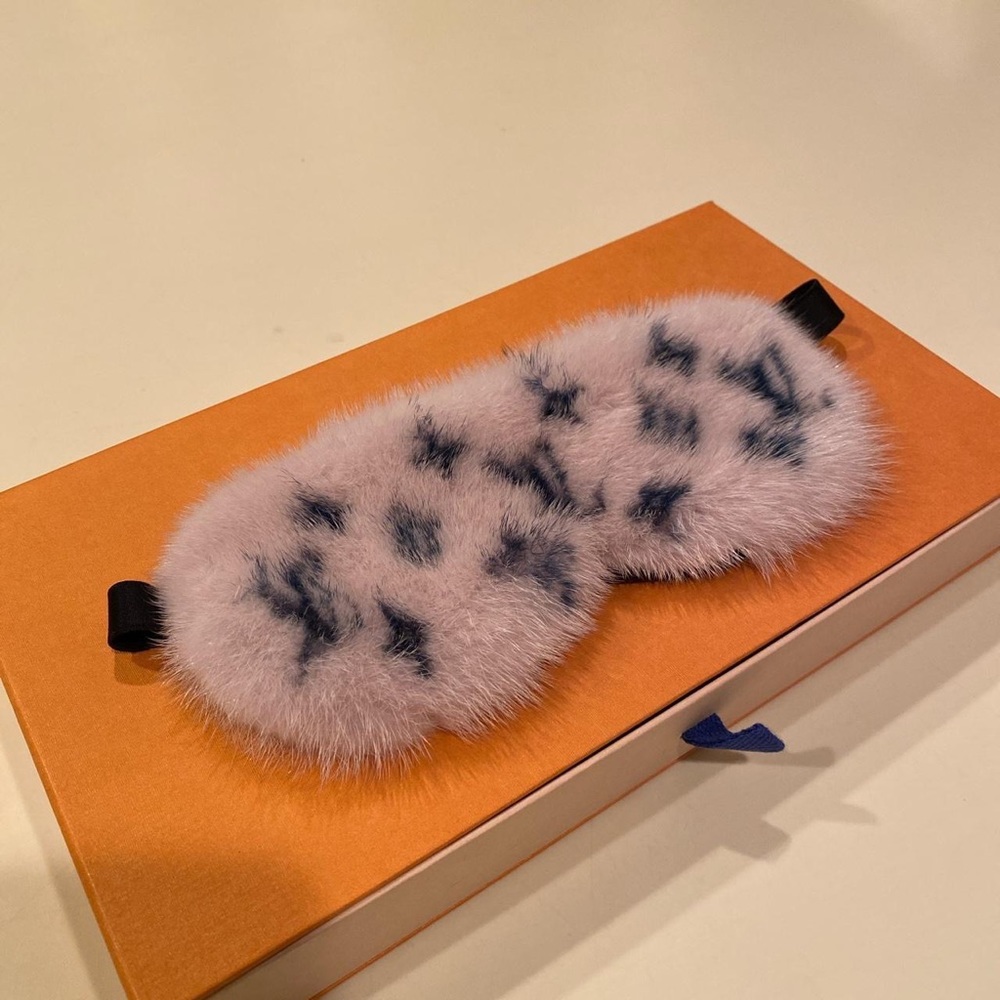 Louis vuitton monogram pink mink fur eye mask